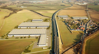 In Panattoni Park Prague Airport II, the logistics company Panalpina has opened a MAHLE distribution center for Eastern Europe and Germany