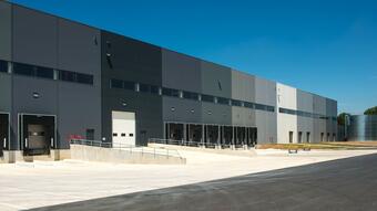 Developer Prologis starts to build carbon-neutral warehouses. The first will grow south of Paris