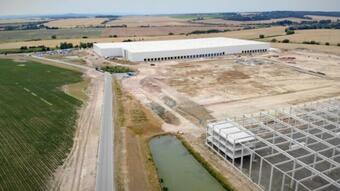 UDI Group finishes the first hall of the logistics area near Pilsen, invests 3.2 billion crowns