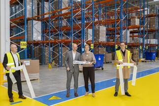 dm drogerie markt moves its logistics to Ostředek near D1. The new distribution center is full of modern technology