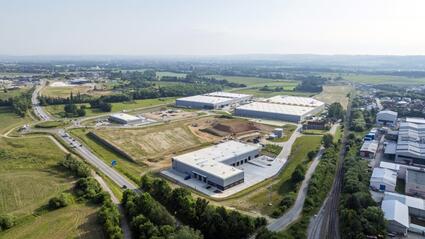 Discover Premium Warehouse & Office Space: Accolade's Landmark €100M Acquisition in South Bohemia