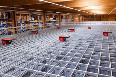 Maximizing Warehouse Efficiency: 75% Space Reduction & 50% Faster Expeditions