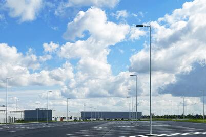 BMW Launches Distribution Centre in Mošnov, DP World to Run Logistics