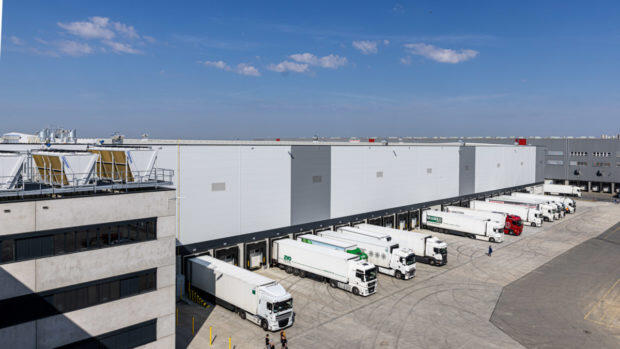 Modern, larger and sustainable. Kaufland has opened a new fruit and vegetable warehouse in Modletice