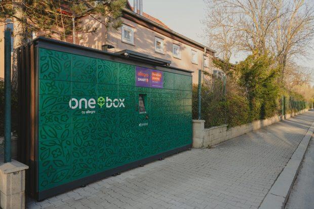 Wedo becomes One by Allegro and the group starts operating its own dispensing boxes in the Czech Republic