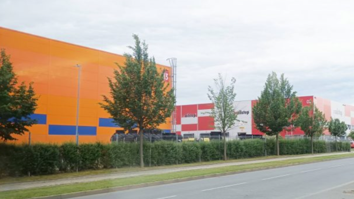 Nominal and effective rents in industrial premises are falling