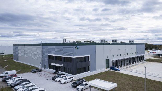 E-commerce growth continues, increasing demand for logistics space