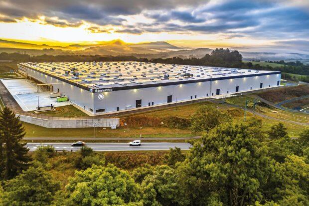 Future-Proof Your Operations: Top Trends in Sustainable & Hi-Tech Industrial Spaces