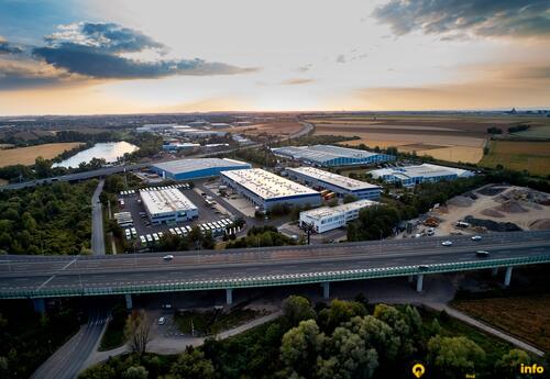Warehouses to let in Karlovarská Business Park