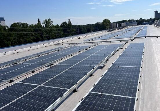 Sustainable Edge: Foxconn's Pardubice Solar Plant & What It Means for Your Business