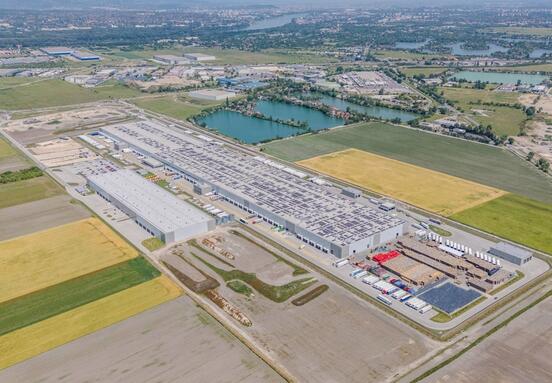 Hungarian Industrial Market Closing the Gap with Czech Republic: Leasing Activity Reveals a Surprising Regional Balance